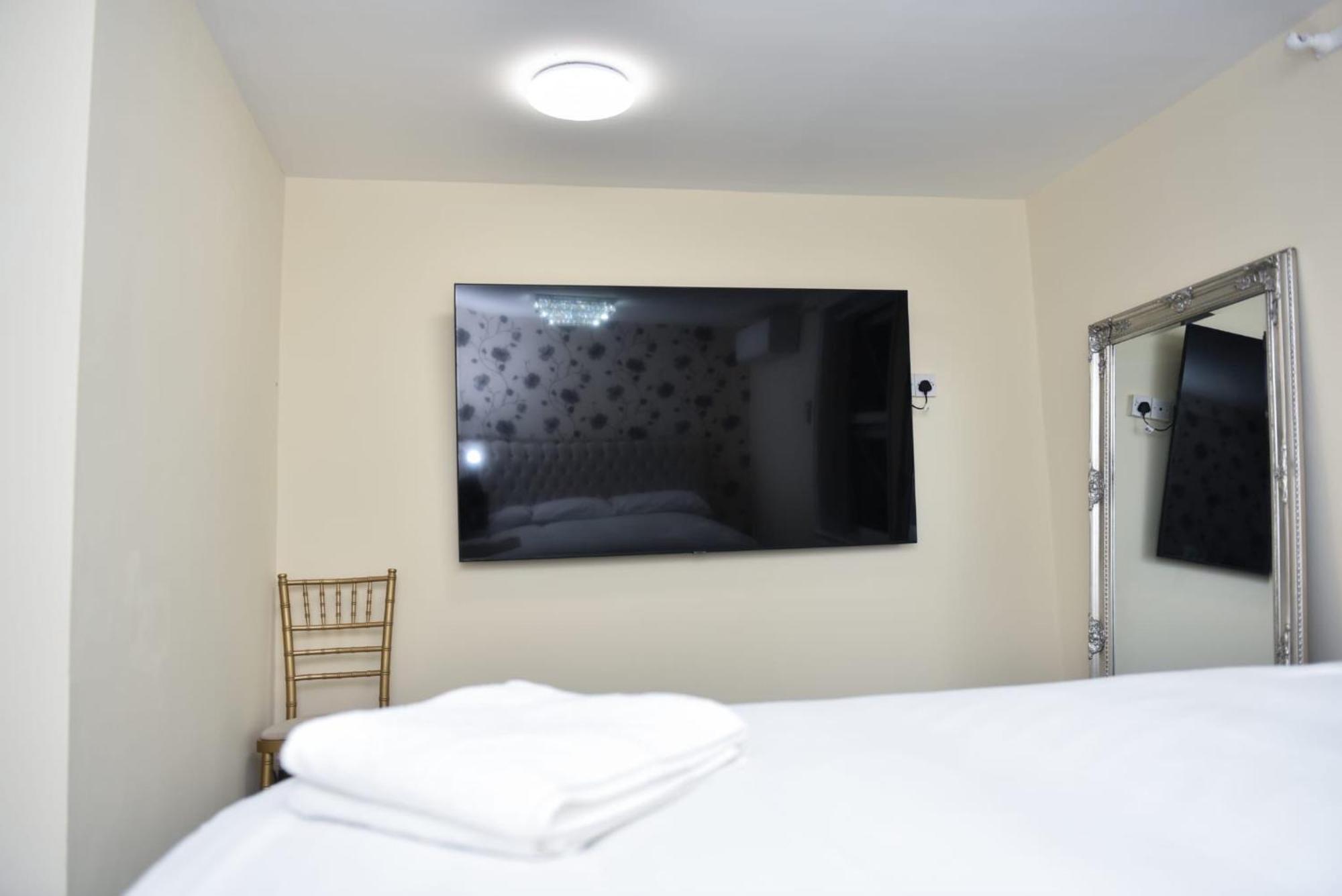 Zaheer'S Hotel Болдок Екстер'єр фото