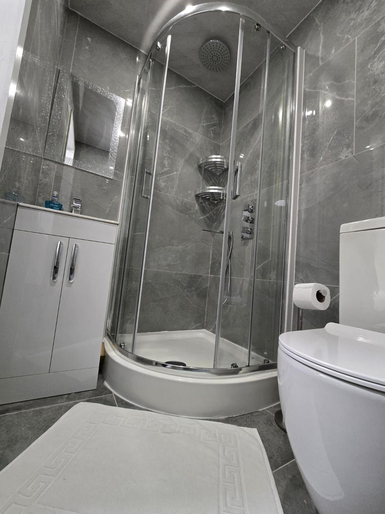 Zaheer'S Hotel Болдок Екстер'єр фото