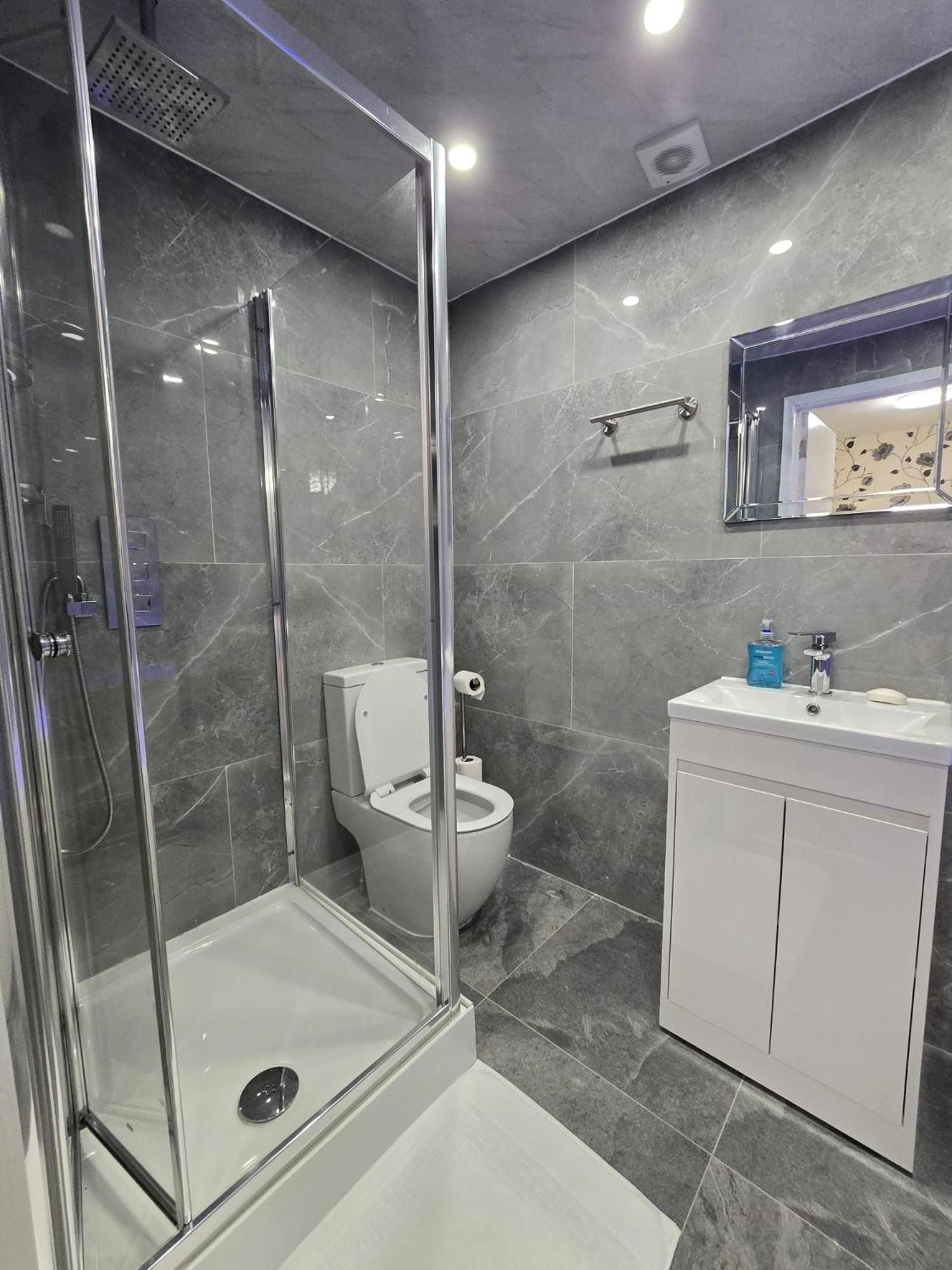 Zaheer'S Hotel Болдок Екстер'єр фото