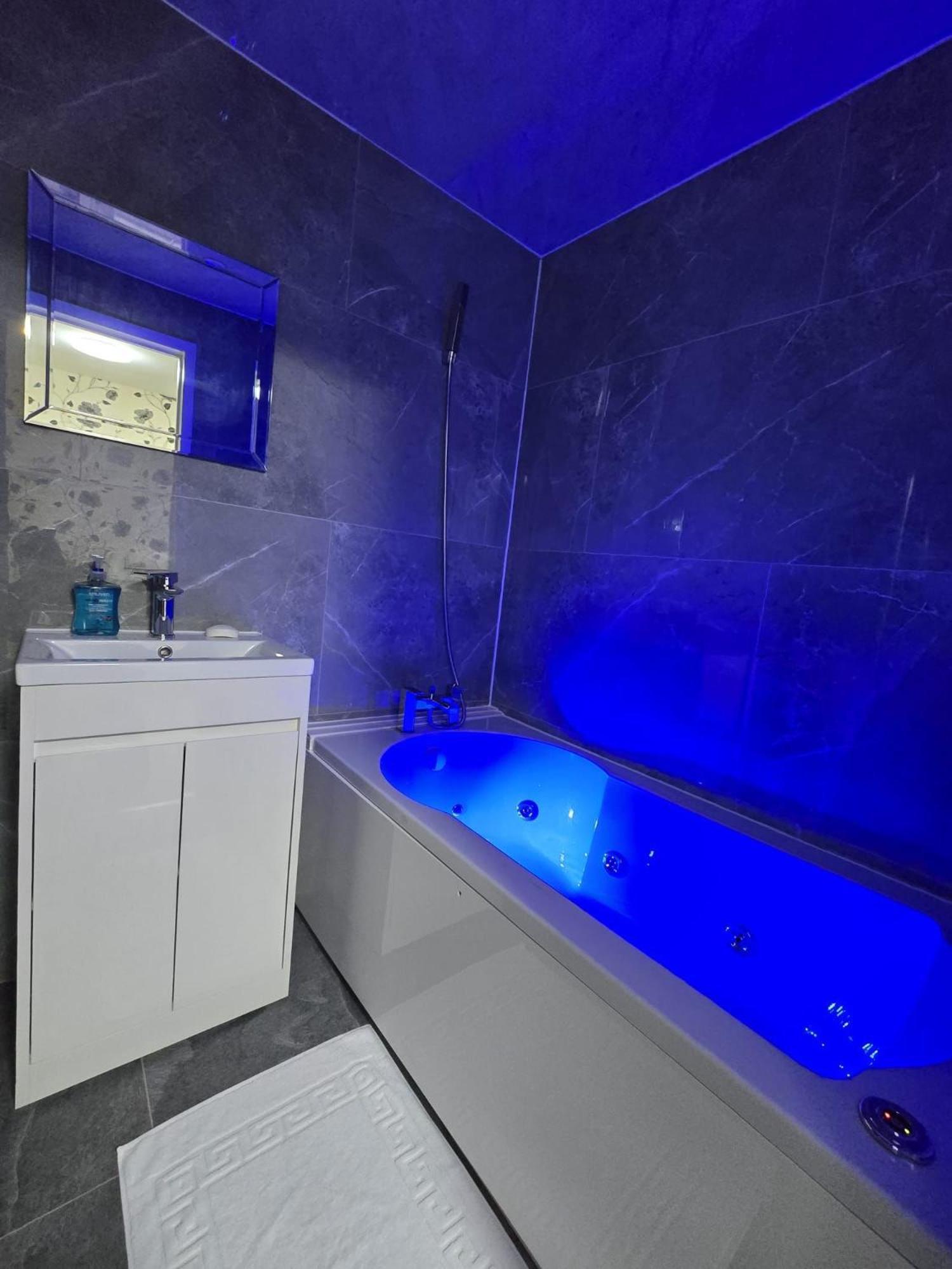 Zaheer'S Hotel Болдок Екстер'єр фото